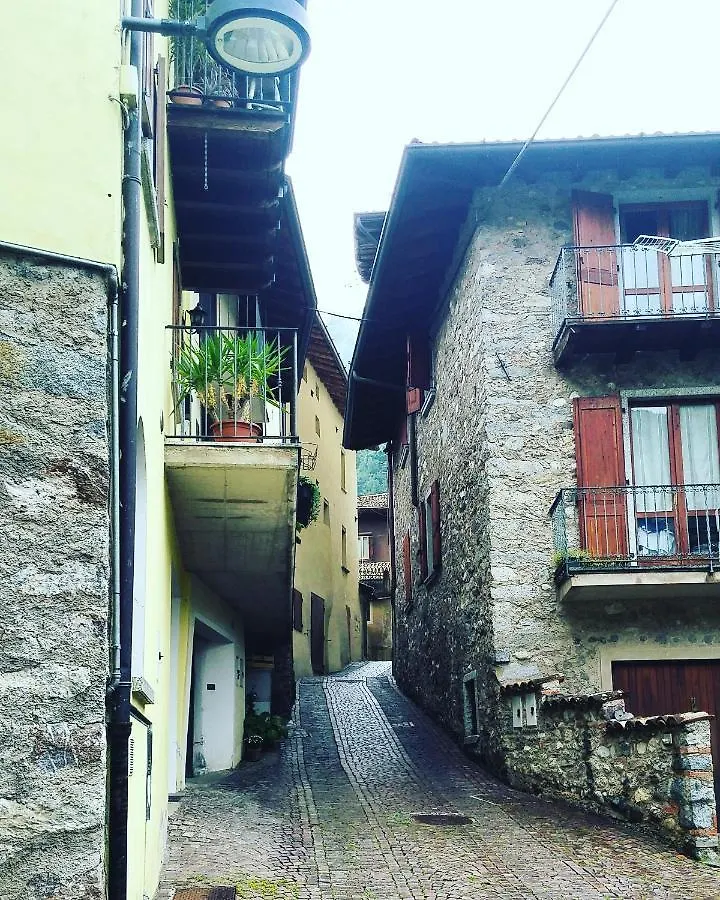 Hostel Ostello Sociale Borgo Venno Lavenone Italy